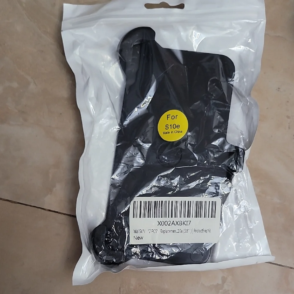 Black Phone Case for S10e